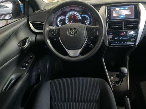 TOYOTA Yaris Hatch 1.5 16V 4P FLEX XL PLUS CONNECT MULTIDRIVE AUTOMTICO CVT, Foto 6