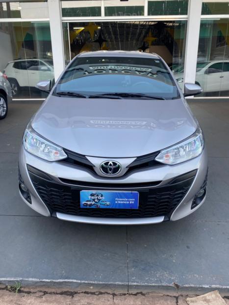 TOYOTA Yaris Hatch 1.3 16V 4P FLEX XL PLUS TECH MULTIDRIVE AUTOMTICO CVT, Foto 3