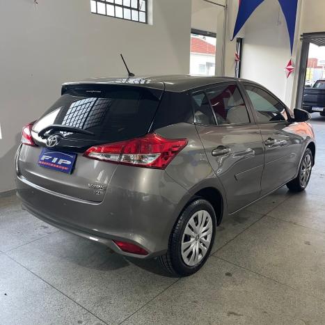 TOYOTA Yaris Hatch 1.3 16V 4P FLEX XL MULTIDRIVE AUTOMTICO CVT, Foto 3