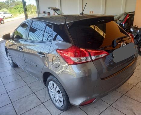 TOYOTA Yaris Hatch 1.3 16V 4P FLEX XL MULTIDRIVE AUTOMTICO CVT, Foto 4