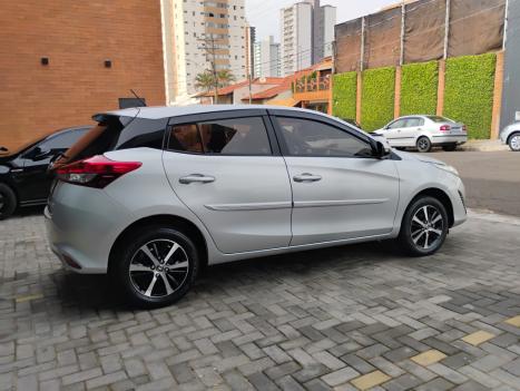 TOYOTA Yaris Hatch 1.5 16V 4P FLEX XLS MULTIDRIVE AUTOMTICO CVT, Foto 5