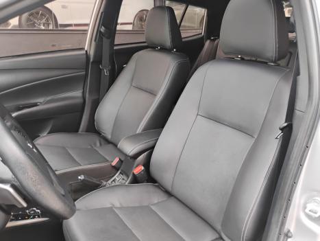 TOYOTA Yaris Hatch 1.5 16V 4P FLEX XLS MULTIDRIVE AUTOMTICO CVT, Foto 9