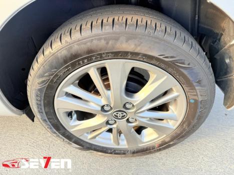 TOYOTA Yaris Hatch 1.3 16V 4P FLEX XL PLUS TECH MULTIDRIVE AUTOMTICO CVT, Foto 8