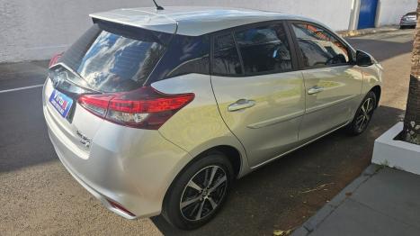 TOYOTA Yaris Hatch 1.5 16V 4P FLEX XLS CONNECT MULTIDRIVE AUTOMTICO CVT, Foto 7