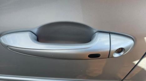 TOYOTA Yaris Hatch 1.5 16V 4P FLEX XLS CONNECT MULTIDRIVE AUTOMTICO CVT, Foto 8