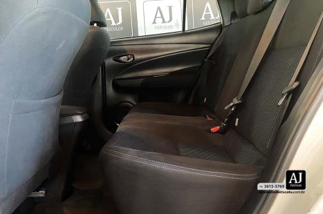 TOYOTA Yaris Hatch 1.3 16V 4P FLEX XL MULTIDRIVE AUTOMTICO CVT, Foto 14