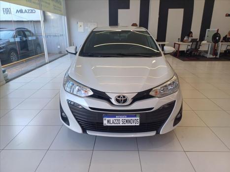 TOYOTA Yaris Hatch 1.5 16V 4P FLEX XL PLUS CONNECT MULTIDRIVE AUTOMTICO CVT, Foto 3