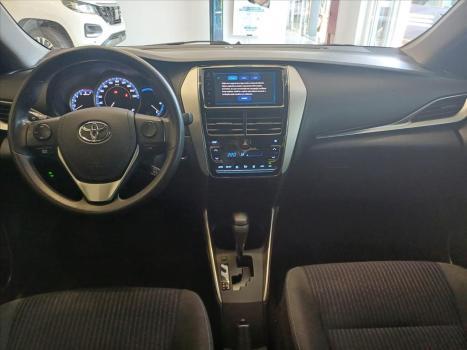 TOYOTA Yaris Hatch 1.5 16V 4P FLEX XL PLUS CONNECT MULTIDRIVE AUTOMTICO CVT, Foto 10
