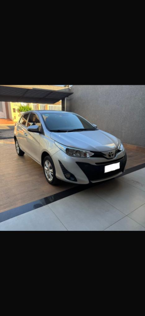 TOYOTA Yaris Hatch 1.3 16V 4P FLEX XL MULTIDRIVE AUTOMTICO CVT, Foto 2