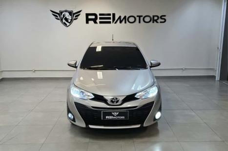 TOYOTA Yaris Hatch 1.3 16V 4P FLEX XL PLUS TECH MULTIDRIVE AUTOMTICO CVT, Foto 5