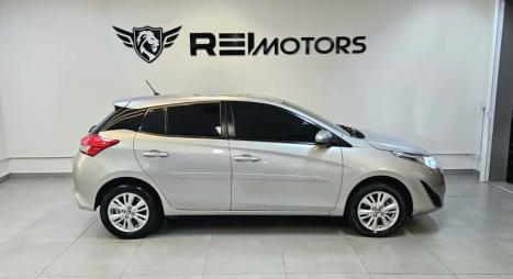 TOYOTA Yaris Hatch 1.3 16V 4P FLEX XL PLUS TECH MULTIDRIVE AUTOMTICO CVT, Foto 7
