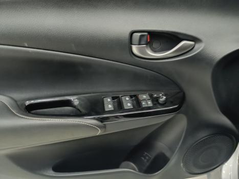 TOYOTA Yaris Hatch , Foto 10