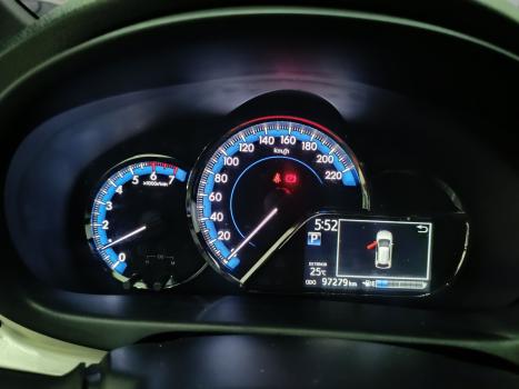 TOYOTA Yaris Hatch , Foto 20