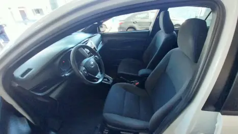 TOYOTA Yaris Sedan 1.3 16V 4P FLEX XL MULTIDRIVE AUTOMÁTICO CVT, Foto 2