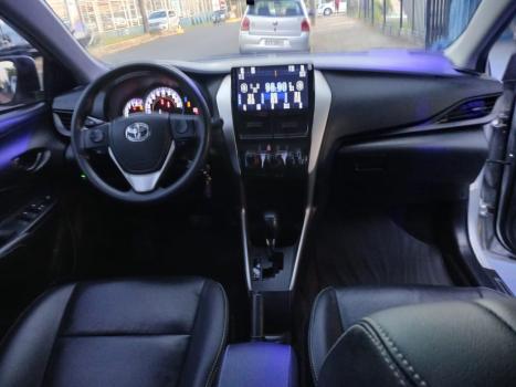 TOYOTA Yaris Sedan 1.5 16V 4P FLEX XL LIVE MULTIDRIVE AUTOMTICO CVT, Foto 4