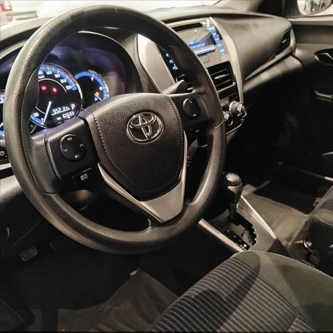 TOYOTA Yaris Sedan 1.5 16V 4P FLEX XL MULTIDRIVE AUTOMTICO CVT, Foto 8