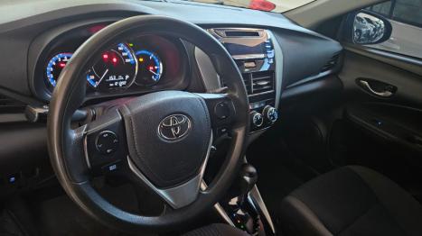 TOYOTA Yaris Sedan 1.5 16V 4P FLEX XL MULTIDRIVE AUTOMTICO CVT, Foto 8