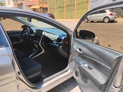 TOYOTA Yaris Sedan 1.5 16V 4P FLEX XL LIVE MULTIDRIVE AUTOMTICO CVT, Foto 19