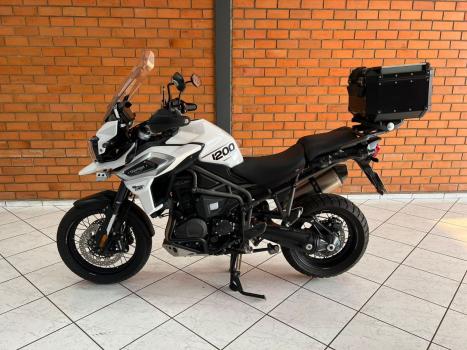 TRIUMPH Tiger 1200 XCA, Foto 2