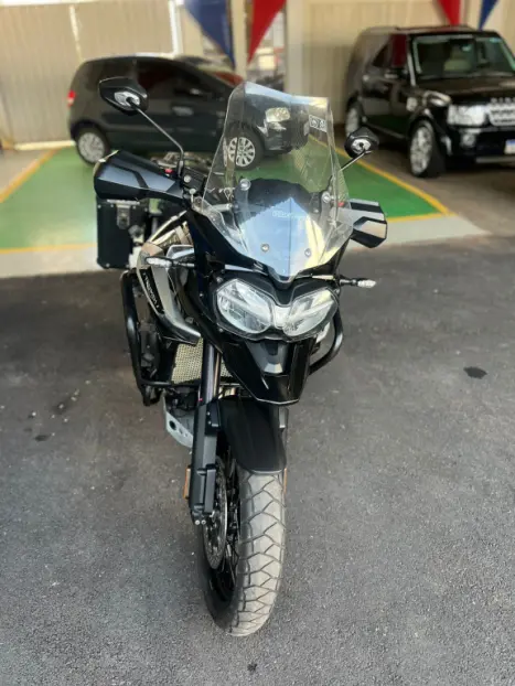 TRIUMPH Tiger 1200 XCX, Foto 3