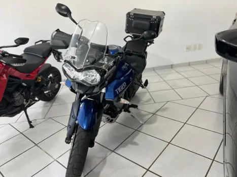 TRIUMPH Tiger 800 XRX L (LOW), Foto 5