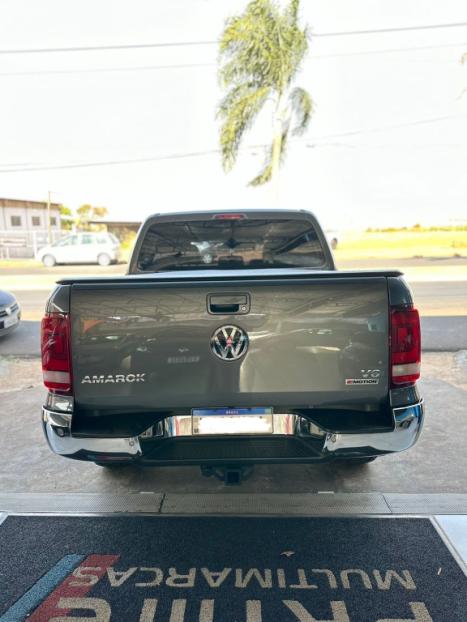 VOLKSWAGEN Amarok 3.0 V6 CABINE DUPLA HIGHLINE 4X4 TURBO INTERCOOLER AUTOMTICO, Foto 6