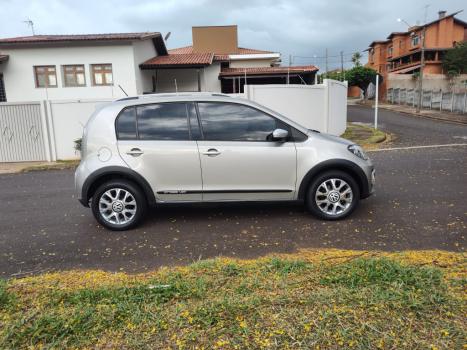 VOLKSWAGEN Cross UP 1.0 12V 4P TSI FLEX, Foto 7