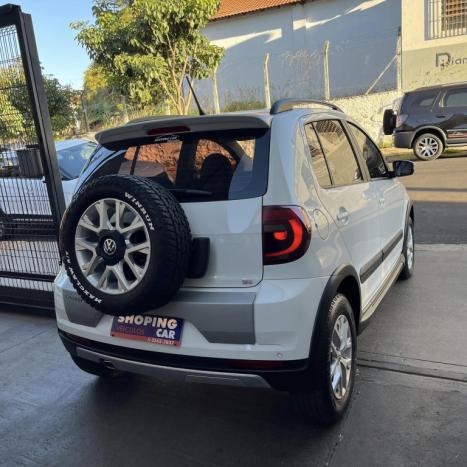 VOLKSWAGEN Crossfox 1.6 4P FLEX, Foto 6