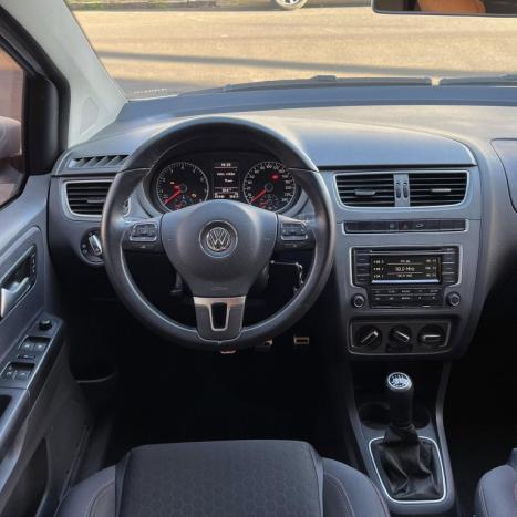 VOLKSWAGEN Crossfox 1.6 4P FLEX, Foto 10