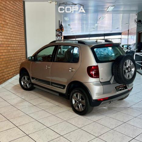 VOLKSWAGEN Crossfox 1.6 4P FLEX, Foto 12