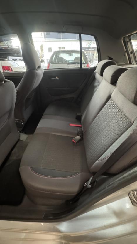 VOLKSWAGEN Crossfox 1.6 4P FLEX I-MOTION AUTOMATIZADO, Foto 8