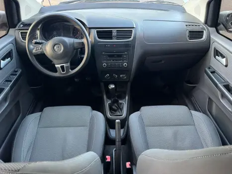 VOLKSWAGEN Fox 1.0, Foto 6