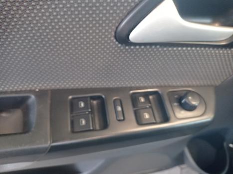 VOLKSWAGEN Fox 1.0 TREND FLEX, Foto 12