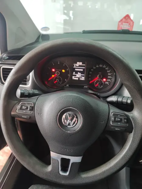 VOLKSWAGEN Fox 1.6 4P TREND FLEX, Foto 9