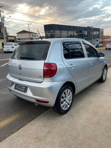 VOLKSWAGEN Fox 1.6 4P, Foto 3