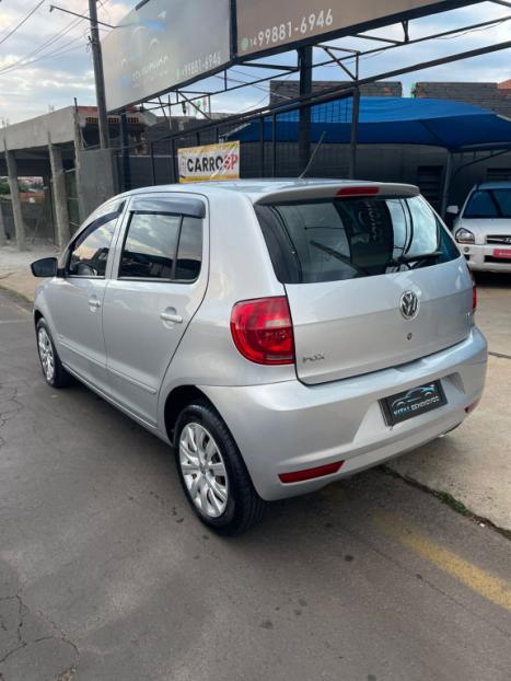 VOLKSWAGEN Fox 1.6 4P, Foto 7