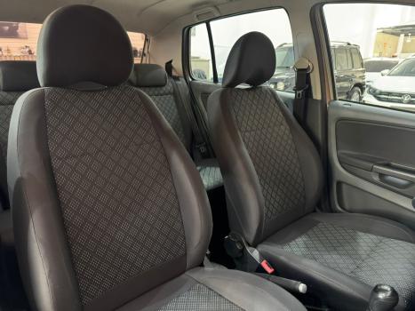 VOLKSWAGEN Fox 1.6 4P MSI TRENDLINE FLEX, Foto 9