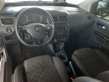 VOLKSWAGEN Fox 1.6 4P HIGHLINE FLEX, Foto 4