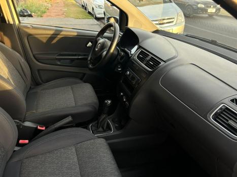 VOLKSWAGEN Fox 1.6 4P, Foto 7