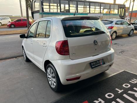 VOLKSWAGEN Fox 1.6 4P, Foto 8