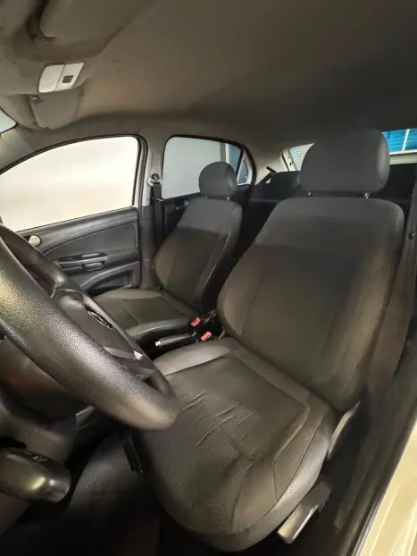VOLKSWAGEN Gol 1.0, Foto 8