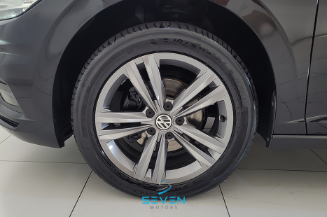 VOLKSWAGEN Jetta 1.4 4P 250 TSI R-LINE AUTOMTICO, Foto 17