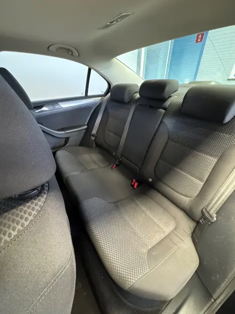 VOLKSWAGEN Jetta 1.4 16V 4P TSI CONFORTLINE AUTOMTICO, Foto 9