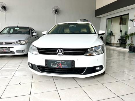 VOLKSWAGEN Jetta 2.0 4P CONFORTLINE TIPTRONIC AUTOMTICO, Foto 2