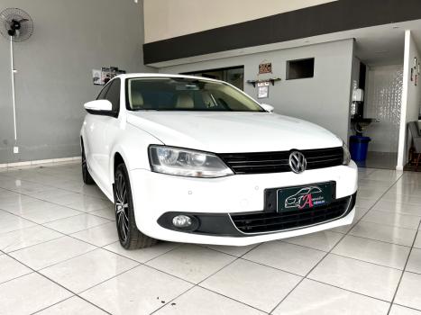 VOLKSWAGEN Jetta 2.0 4P CONFORTLINE TIPTRONIC AUTOMTICO, Foto 3