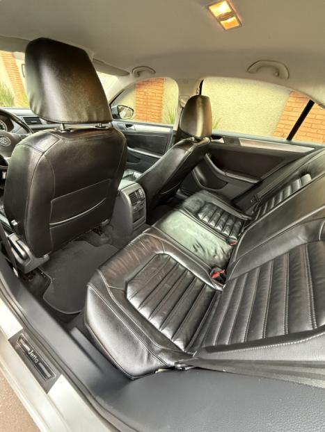 VOLKSWAGEN Jetta 2.0 4P TSI HIGHLINE 200 CV AUTOMTICO, Foto 9