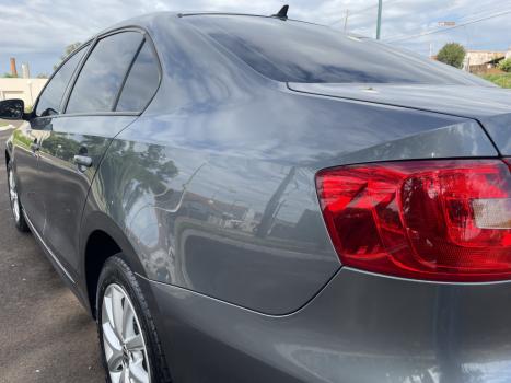 VOLKSWAGEN Jetta 2.0 4P CONFORTLINE TIPTRONIC AUTOMTICO, Foto 2