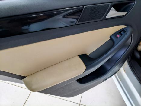 VOLKSWAGEN Jetta 2.0 4P FLEX AUTOMTICO, Foto 5