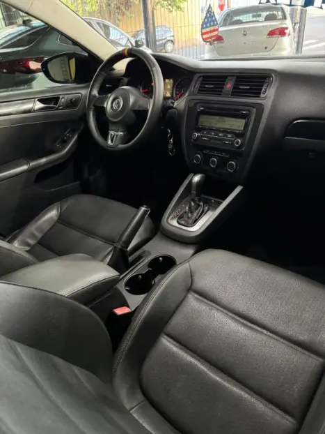 VOLKSWAGEN Jetta 2.0 4P FLEX CONFORTLINE TIPTRONIC AUTOMTICO, Foto 15