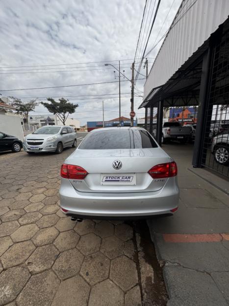 VOLKSWAGEN Jetta 2.0 4P FLEX AUTOMTICO, Foto 4